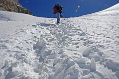 Rolwaling 07 10 Climbing Sherpa Palden Cutting Steps On Steep Snow On Climb To Tashi Lapcha Pass